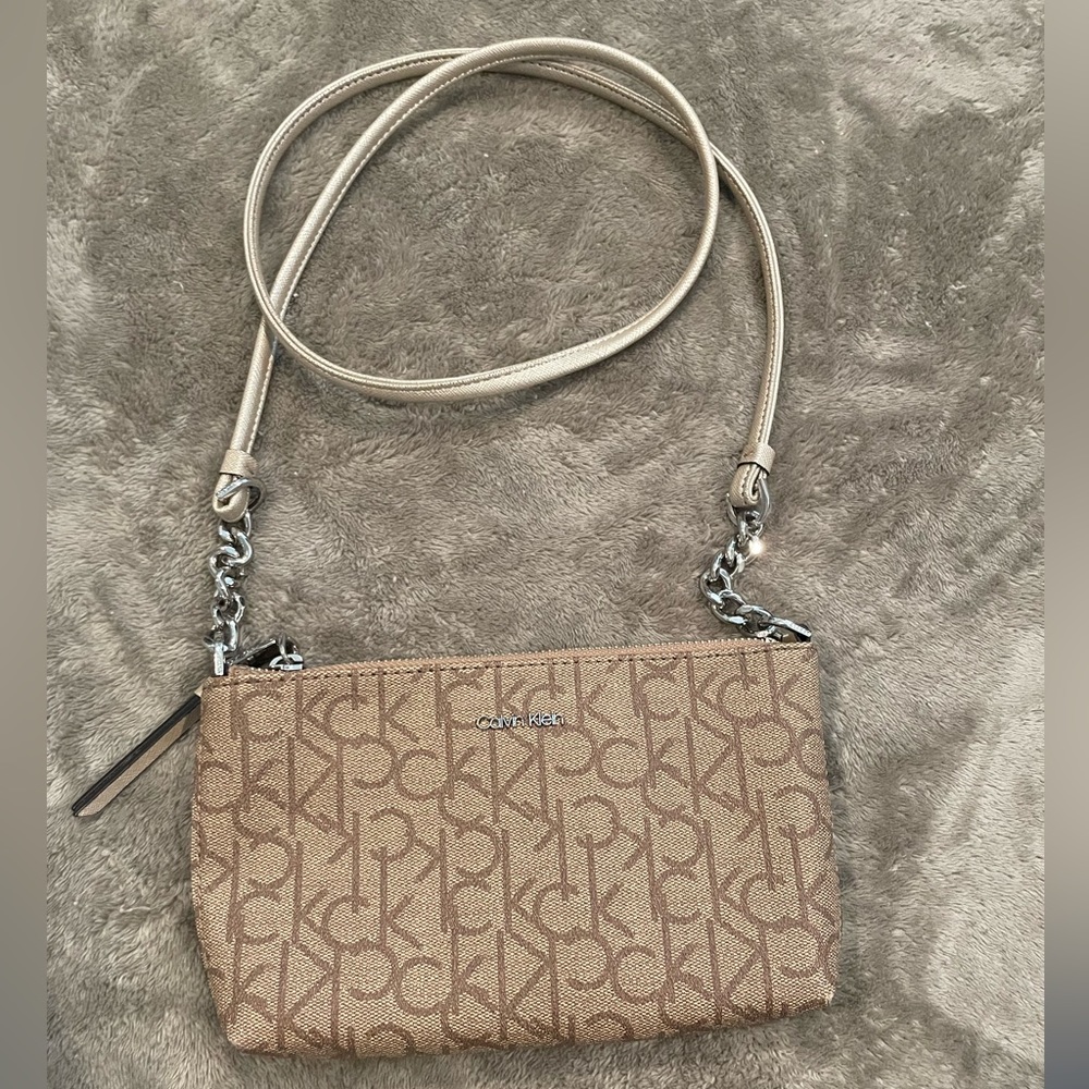 Calvin Klein crossbody